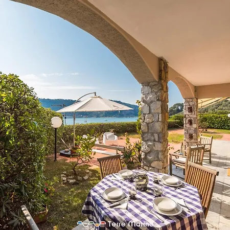 Sinfonie Marine, Terremarine, Terrace With Sea View Apartment *