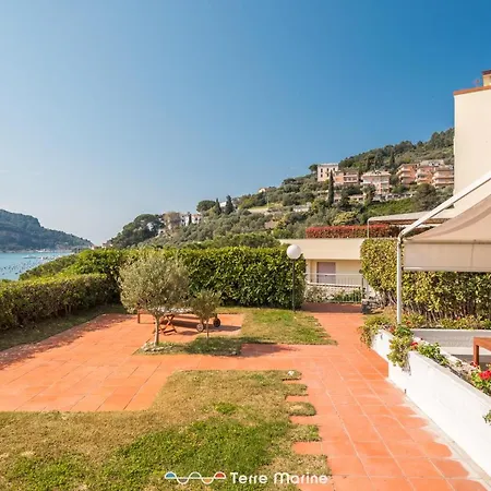 Sinfonie Marine, Terremarine, Terrace With Sea View Apartment
