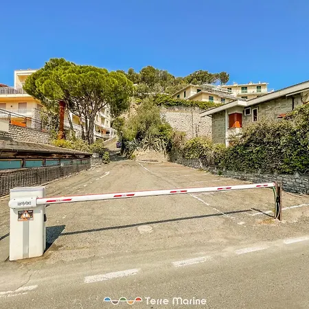Sinfonie Marine, Terremarine, Terrace With Sea View Apartment